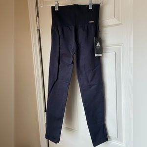 Lilias Black Leggings